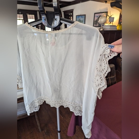 Johnny Was eyelet blouse size M - Picture 5 of 6